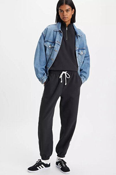 Levi's Graphic Laundry Sweatpants