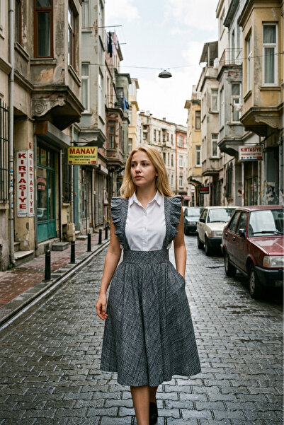 Sihirli Düğmeler Suspender Skirt