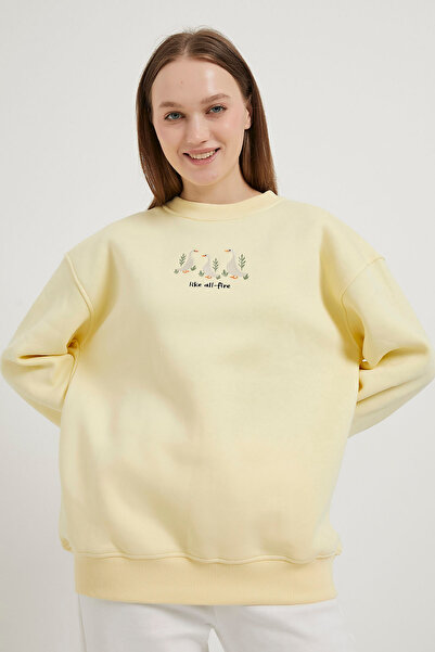 Arma Life Women's Swan Patterned Winter Oversize Yellow Sweatshirt