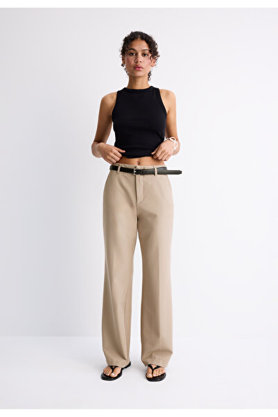 Stradivarius Kemerli ve dökümlü straight fit kumaş pantolon