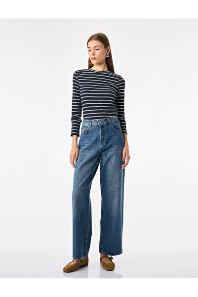Koton Slim Fit Crew Neck Long Sleeve Striped T-Shirt