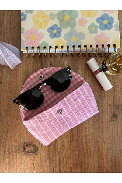 minyaturhayalim Pembe beyaz çizgili desenli astarlı El emeğidir Gözlük kılıfı...