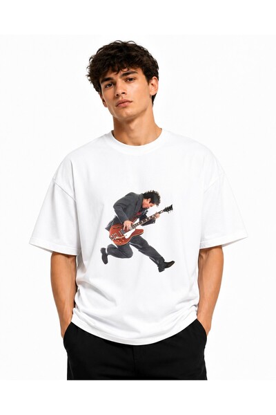 Inscriptie Tricou Unisex Bumbac Premium Casual " Man playing guitar "