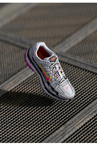 Nike P-6000 Ayakkabı.