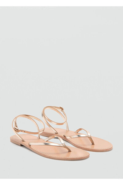 MANGO Woman Metalik bantlı sandalet