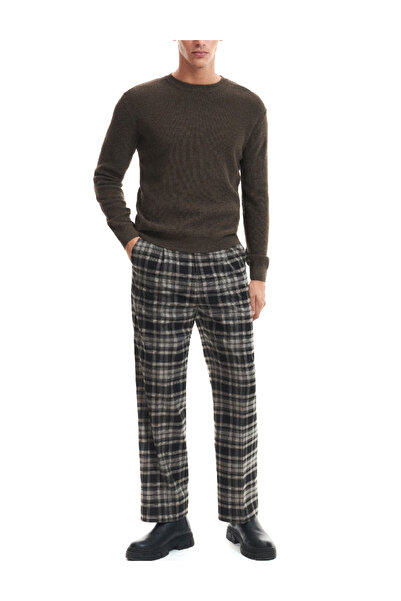 Evendi Pantaloni, Maro