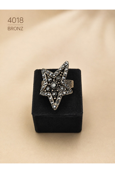 Nurnova 4018 Vintage Kristal Taşlı Çift Katmanlı Yıldız Yüzük
