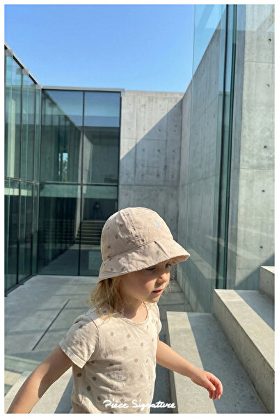 PIECE SIGNATURE "The Sweetest Thing about the Sun: 100% Cotton Baby Bucket Ha...