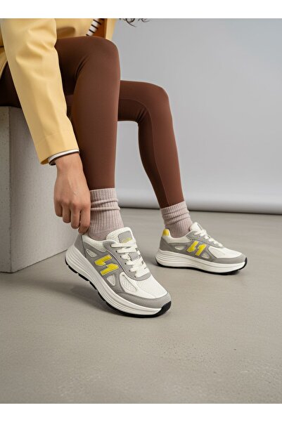 Guja 26Y319 Light Sole Daily Sneaker Sports Shoes for Women