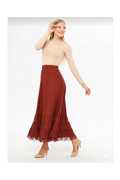 EYFERA Skirt with Lace Detail at the Hem and Elastic Waistband