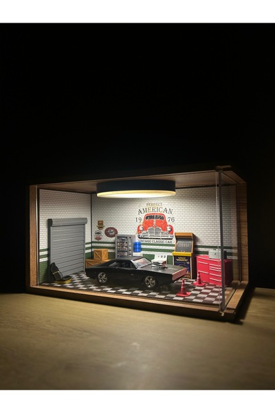 Shopyus Işıklı Diecast Garaj Diorama Sergi Standı – Premium Mini Araç Vitrini