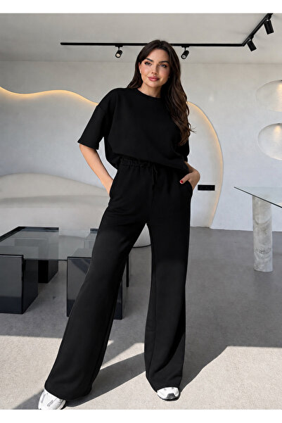moda paketi Μαύρο κοντομάνικο σετ με λαιμόκοψη ποδηλάτου, άνετη εφαρμογή, μον...