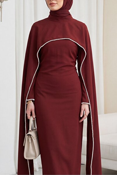 HİJABAYA Ισπανικό φόρεμα Abaya από κρεπ με λεπτομέρεια από πέρλες και αποσπώμ...
