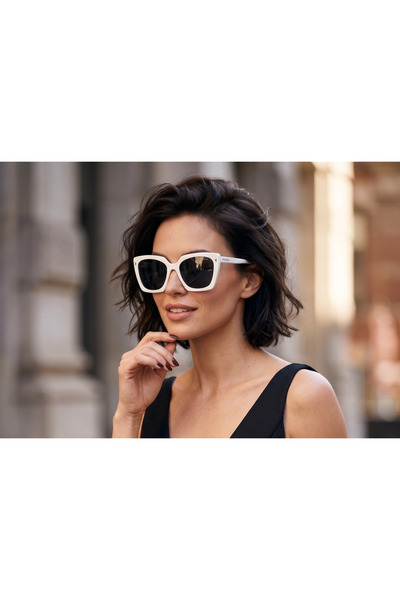 Prada Kadın Güneş Gözlüğü Uv400 54-18-145 NT26700235