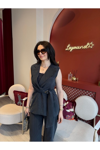 Butik Lacivert poplin gold broşlu vatkalı astarlı bağlamalı yelek beli lastik...