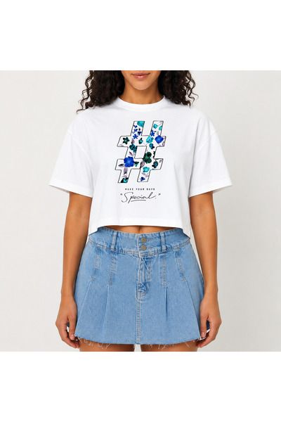 URBANTRENDSTORE Crop T-shirt με λευκό σχέδιο, άνετη εφαρμογή, ακατέργαστη κοπ...