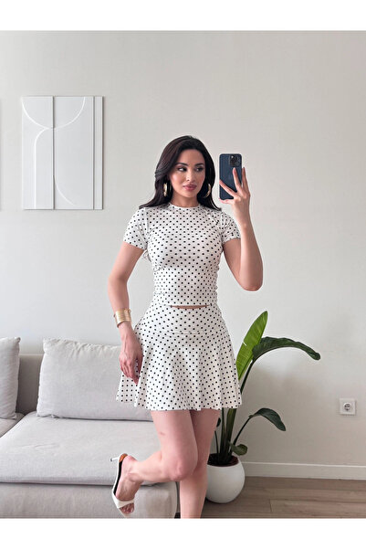 Zoom Butik Puantiyeli Şort Etekli Takım