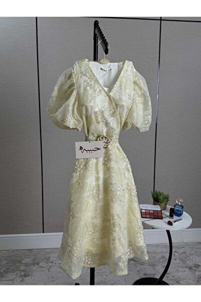 Habiba Fahimeh Evening Dress Sen Mahir Decorated with Flowers