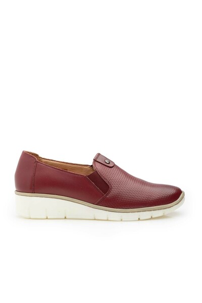 UrbanShoes Women's casual shoes made of genuine Leather , Leofex - 106 burgundy