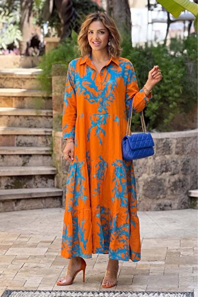 Nevin Kaya Moda فستان بنمط الشعاب المرجانية باللون البرتقالي نصف مكشوف الأكتاف
