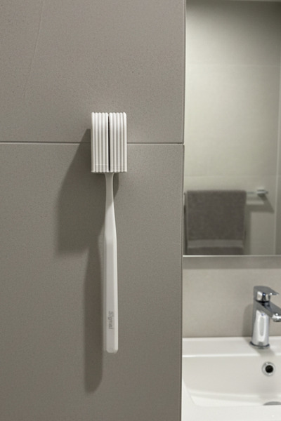 TUTACENTER 2’li Diş Fırçası Tutucu | Yapışkanlı Duvar Tipi Hijyenik Diş Fırçalık | Delmeden Montajlı Pratik Banyo Organizeri