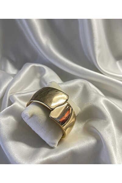 Mila TakMila Modern Tasarım Geniş Form Gold Kaplama Şık Bileklik ✨