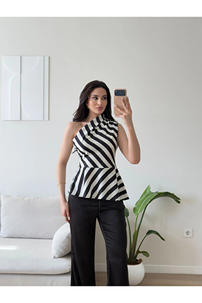 Zoom Butik Tek Omuz Bel Oturtmalı Bluz