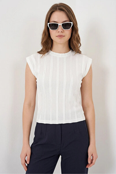 buğrahayalin Women's Zero Sleeve Textured Striped White Blouse