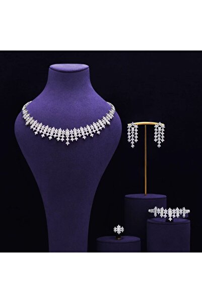 jewelrystore طقم اكسسوارات زركون بدقه الالماس فاخر مع العلبه