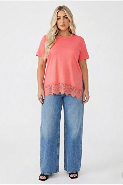 Koza Butik Women's Plus Size Short Sleeve T-Shirt with Lace Detail at Hem 203...