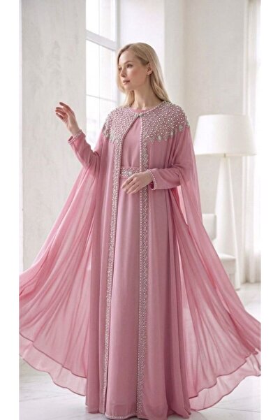 BRK Dress with a Soft and Elegant Design