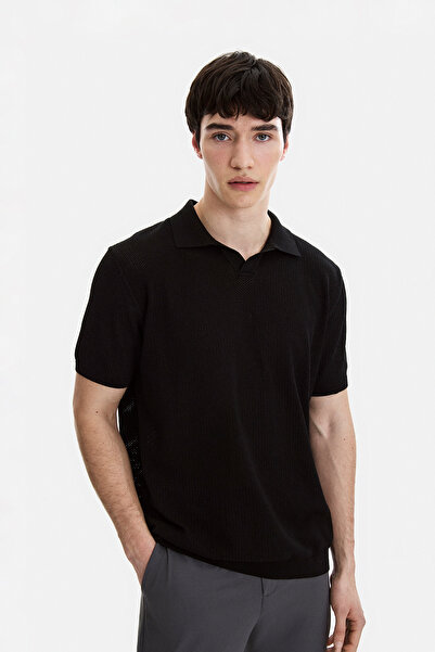 Back And Bond Black Regular Fit Knitted Sweater