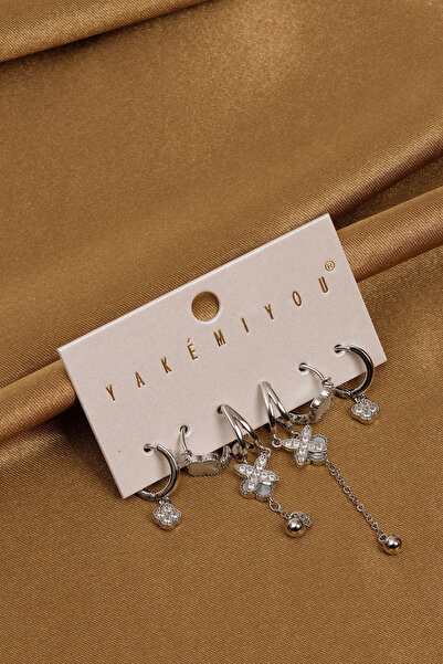 Süspüs Accessories أقراط ياكيمييو متعددة الألوان الفضية