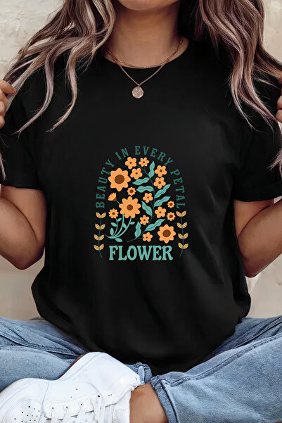 Sarah's Boutique Women's T-shirt – 100% cotton – Beauty Petal