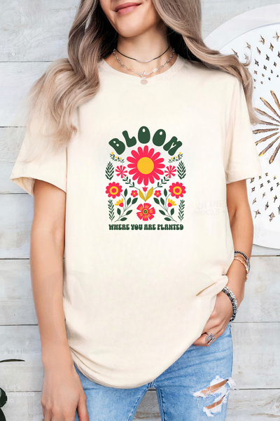 Sarah's Boutique Women's T-shirt – 100% cotton – Bloom Planted