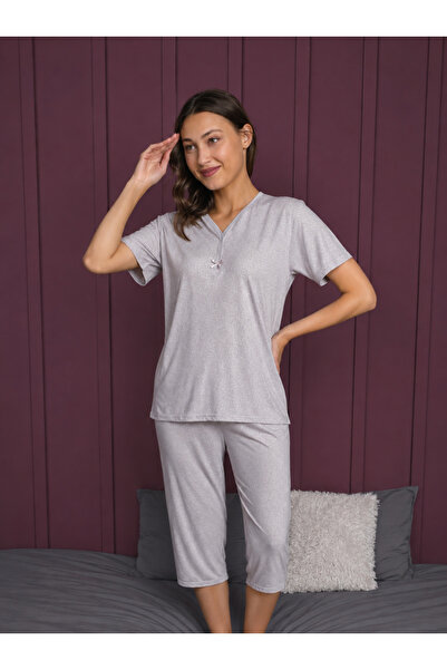 Pijamoni BAMBU KISA KOLLU ALTI KAPRİ PİJAMA TAKIMI