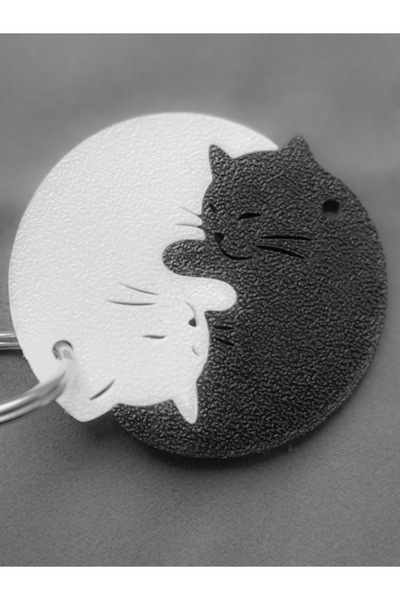 U3D Siyah Beyaz Kedi Tasamlı Anahtarlık - Charm - Ying Yang