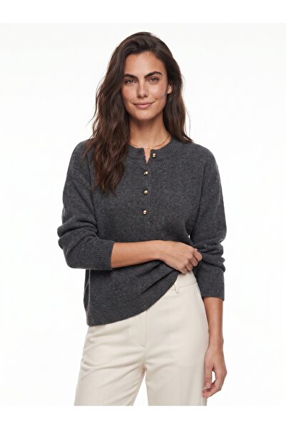 ONLOOX Anthracite Soft Knitwear Textured Crew Neck Regular Cut Four Button De...
