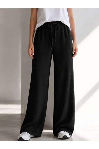 SOFT AURA Women's Black Wrinkled Fabric Comfortable Fit Pants