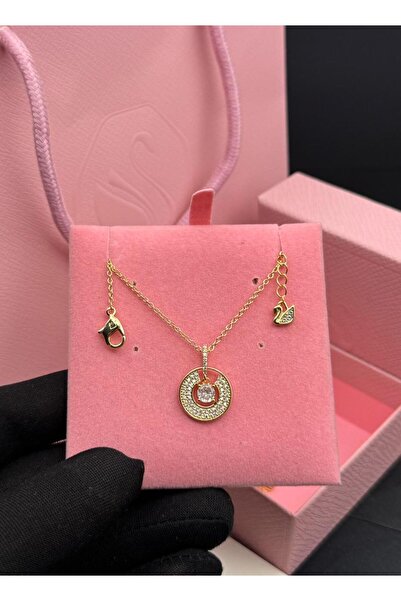 Generic Luxury Gold Pendant Necklace with Round Design and Stone Inlay