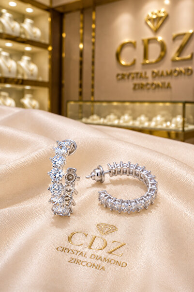 Crystal Diamond Zirconia Muhteşem parlaklık ve kalitede su yolu halka küpe