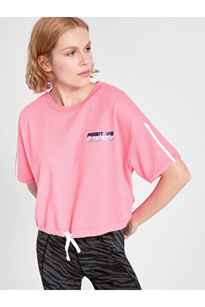 LC Waikiki Γυναικείο T-shirt με λαιμόκοψη με κοντό μανίκι