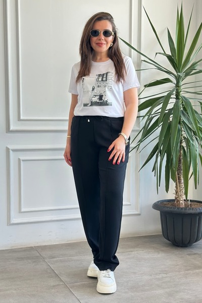 yb yağmur butik Text and Girl Design T-Shirt