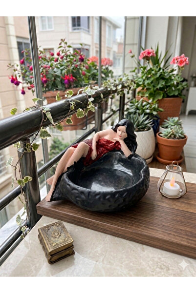 Butik El yapımı kız kül tablası
