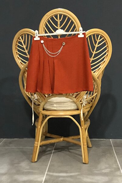 yb yağmur butik Side Pleated Skirt with Chain Accessory