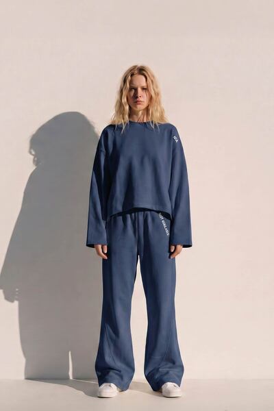 Oversized Sweatshirt (modesty)