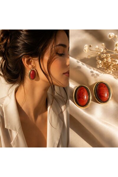 Vintage Kiremit Kırmızı Taşlı Oval Küpe – Gold Renk Çerçeveli Retro Kadın Küpe