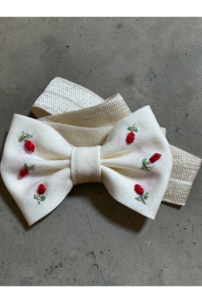 egomi kalpten gelen elle üretilen Red and White Embroidered Baby Bandana