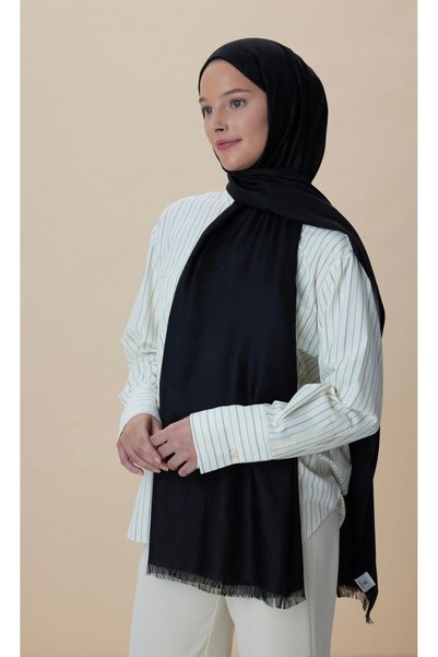 Maisa Hijab shawl