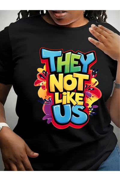 NOURAM تي شيرت نسائي كاجوال بأكمام قصيرة - مزين بطباعة جريئة بعبارة "THEY NOT...